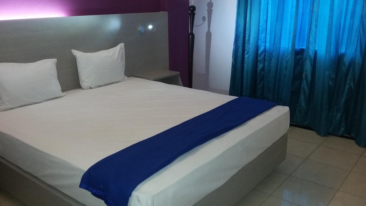 Kharisma Hotel 2*