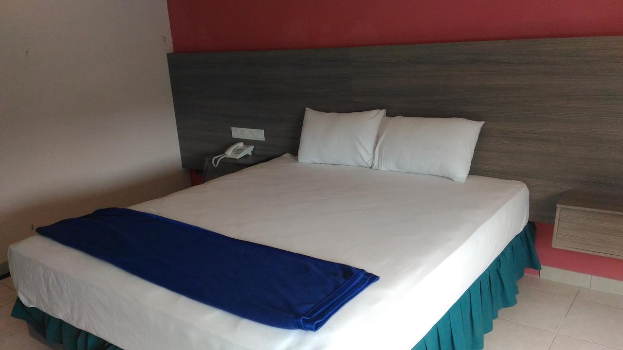 Kharisma Hotel