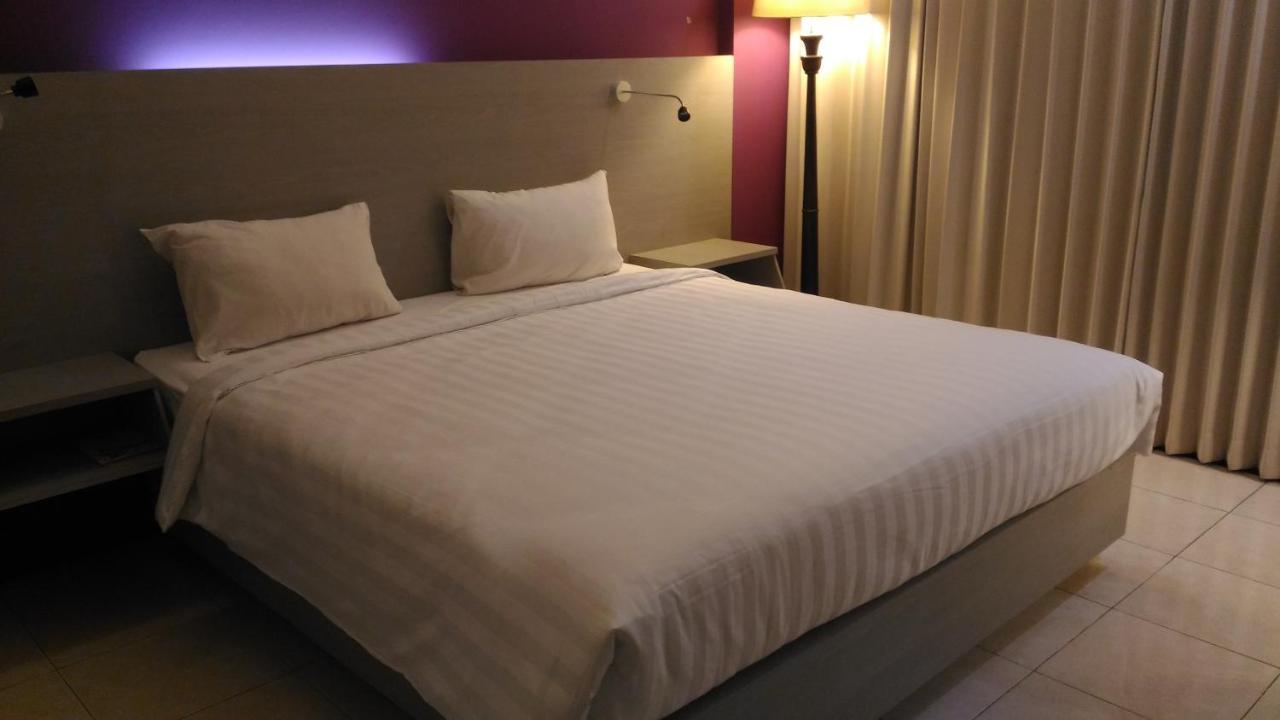 Kharisma Hotel